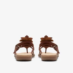 Elizabelle Mae|Clarks Hot