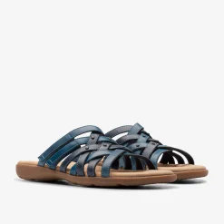 Elizabelle Rio|Clarks Hot