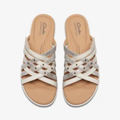 Elizabelle Rio|Clarks