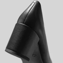 Freva 55 Court|Clarks Sale