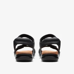 Kitly Ave|Clarks Outlet