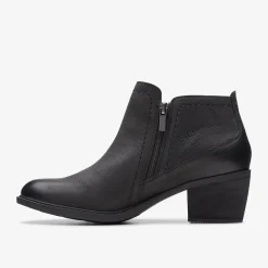 Neva Lo|Clarks Hot