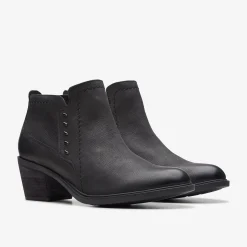 Neva Lo|Clarks Hot