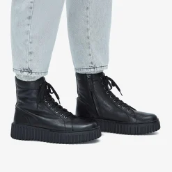Torhill Rise Black Leather|Clarks Hot