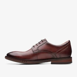 Un Hugh Lace|Clarks New