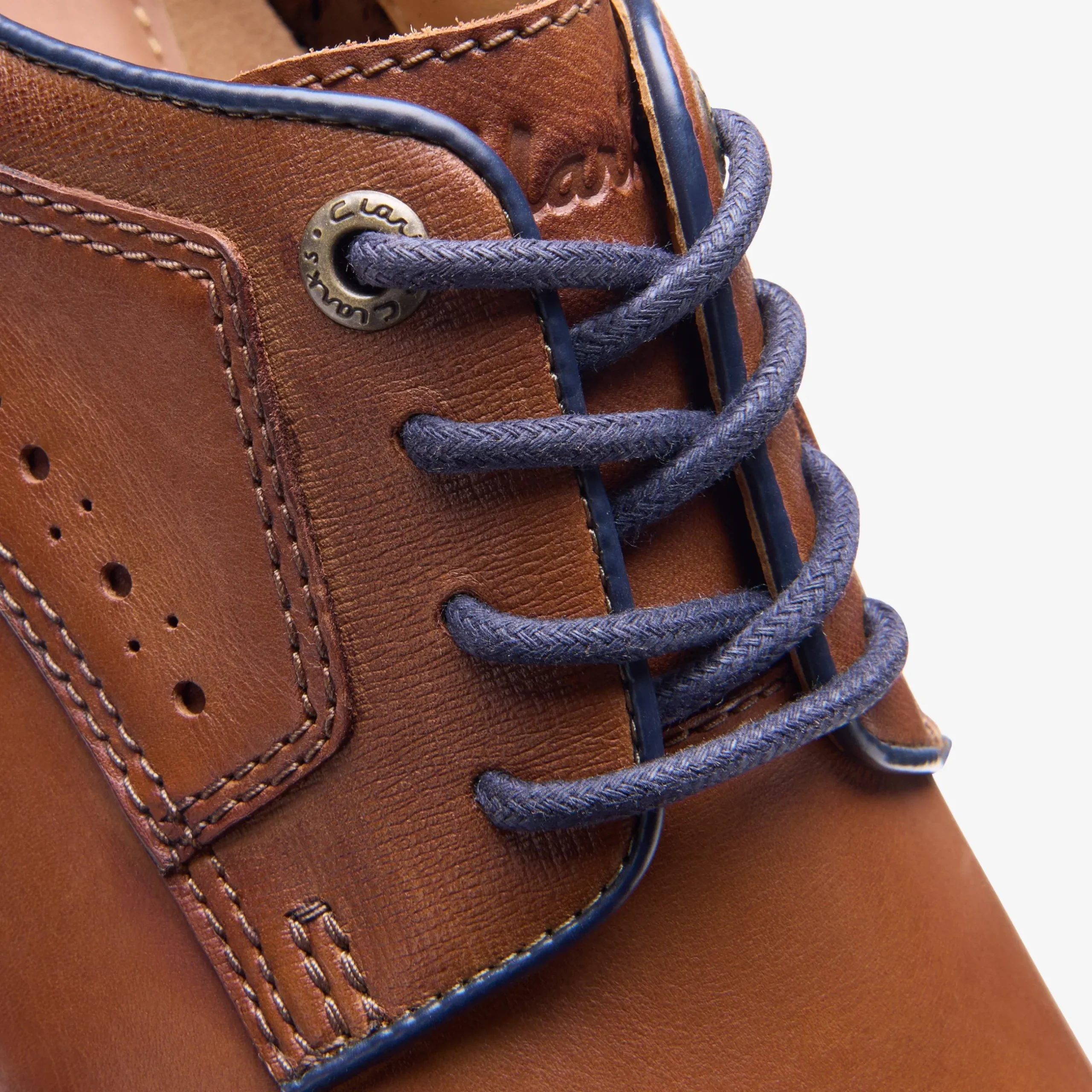 Un Shire Vibe|Clarks Outlet