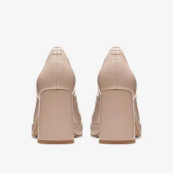 Zoya 85 Court|Clarks